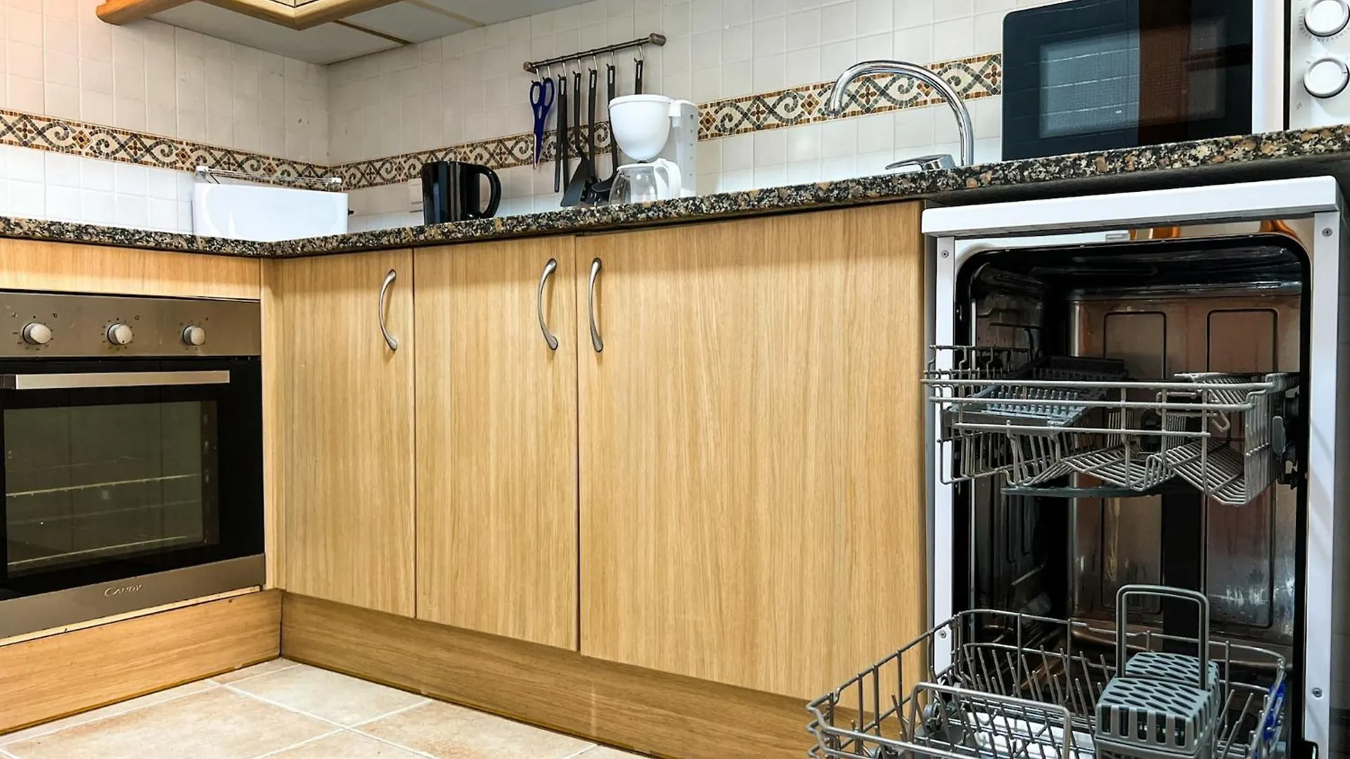 Vivalidays Montserrat - Blanes Appartement