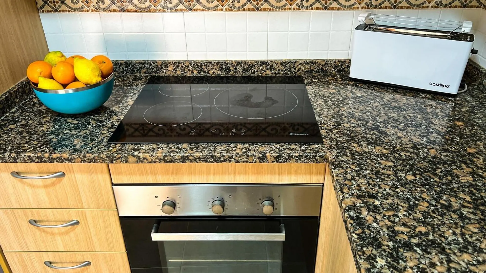 Appartement Vivalidays Montserrat - Blanes Spanje