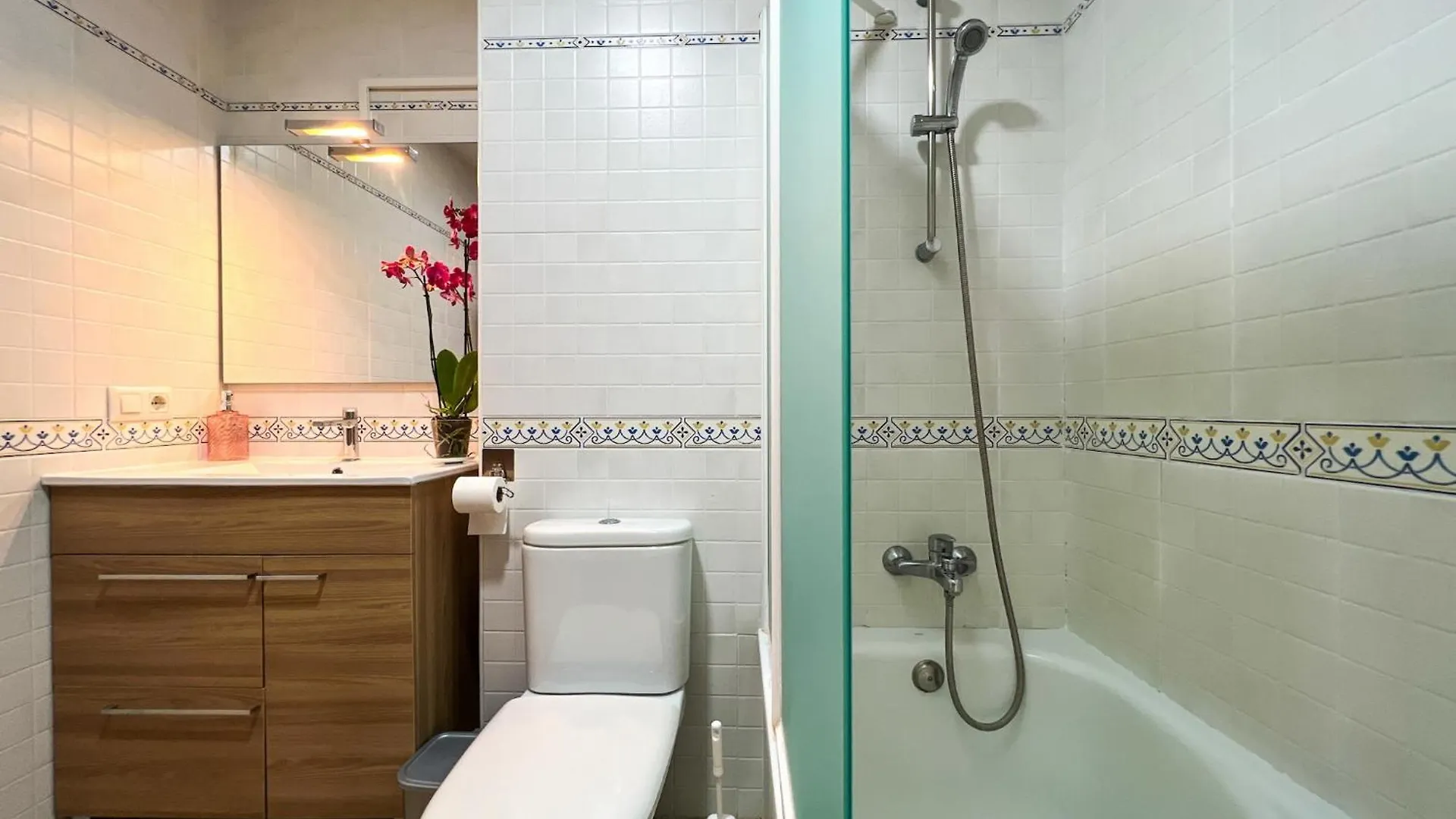 Vivalidays Montserrat - Blanes Appartement